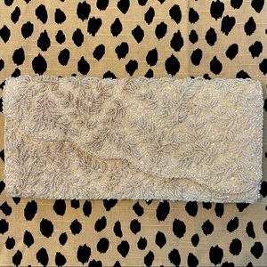 Vintage La Regale beaded and sequin clutch